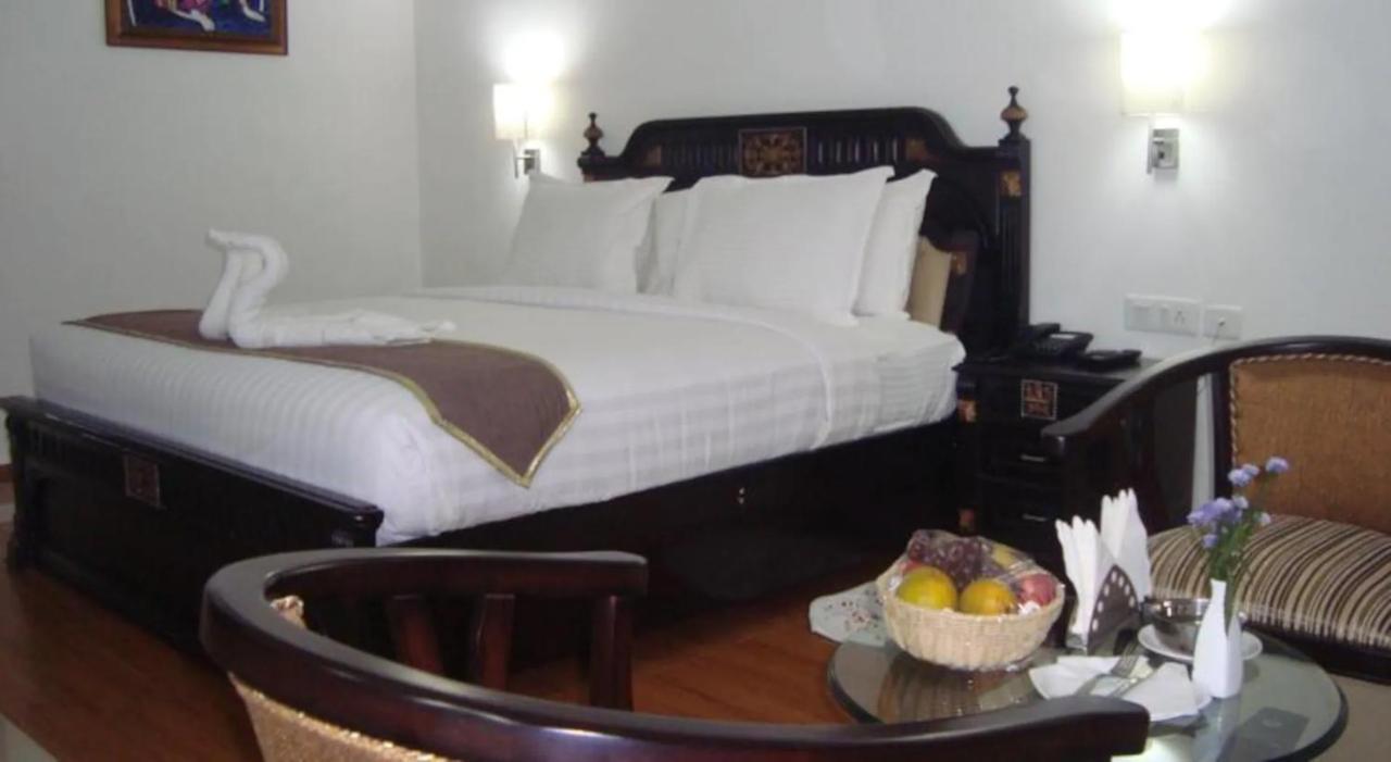Fabhotel White Dammar Thiruvananthapuram Buitenkant foto