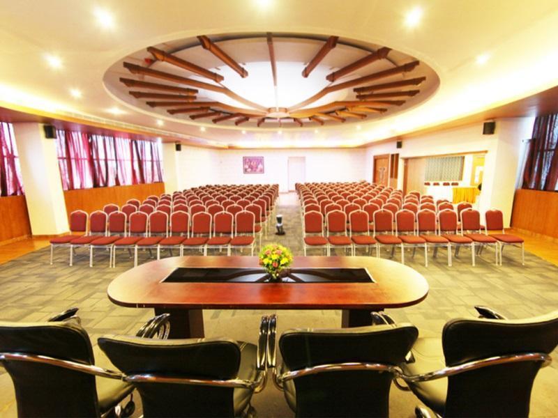 Fabhotel White Dammar Thiruvananthapuram Buitenkant foto